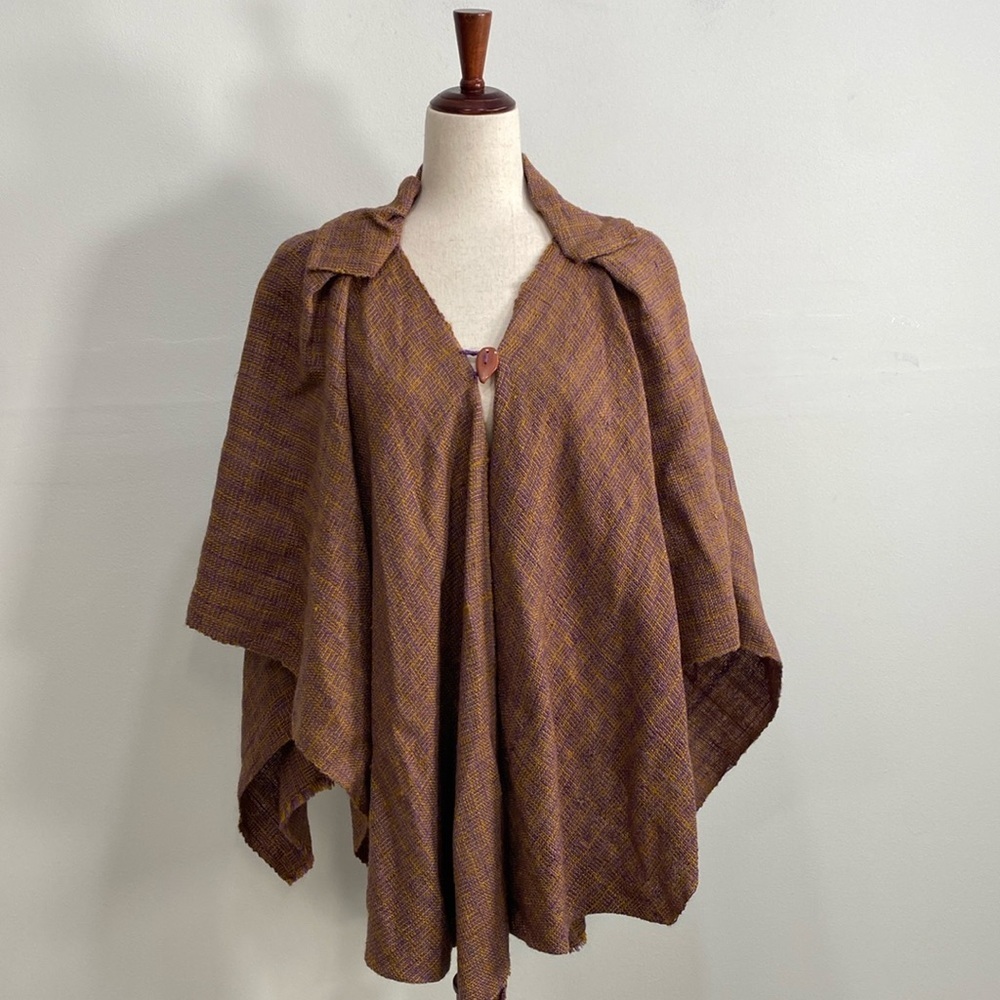 Bohemian Knit Poncho Cape Pleated Art to Wear Lagenlook One Size - Picture 1 of 7